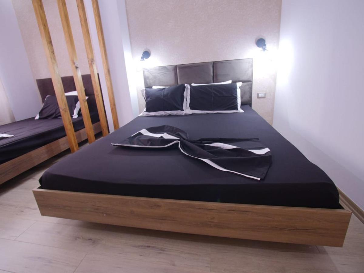 Appartement Hidden Gem In The Center Of Tirana Extérieur photo